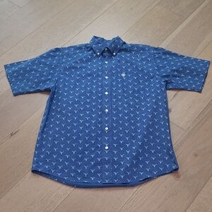 EUC Ariat Shirt Men's sz M Blue Cattle Skull Short Sleeve Button Up Shirt